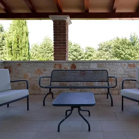 Maslinova Grana بيت للعطل Tar-Vabriga